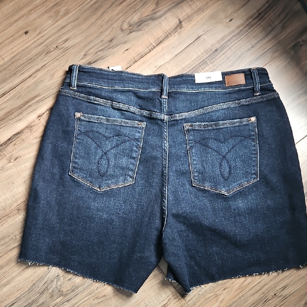 Judy Blue High Waist Dark Indigo Blue Denim Women's Shorts NWT 3XL - Picture 10 of 13